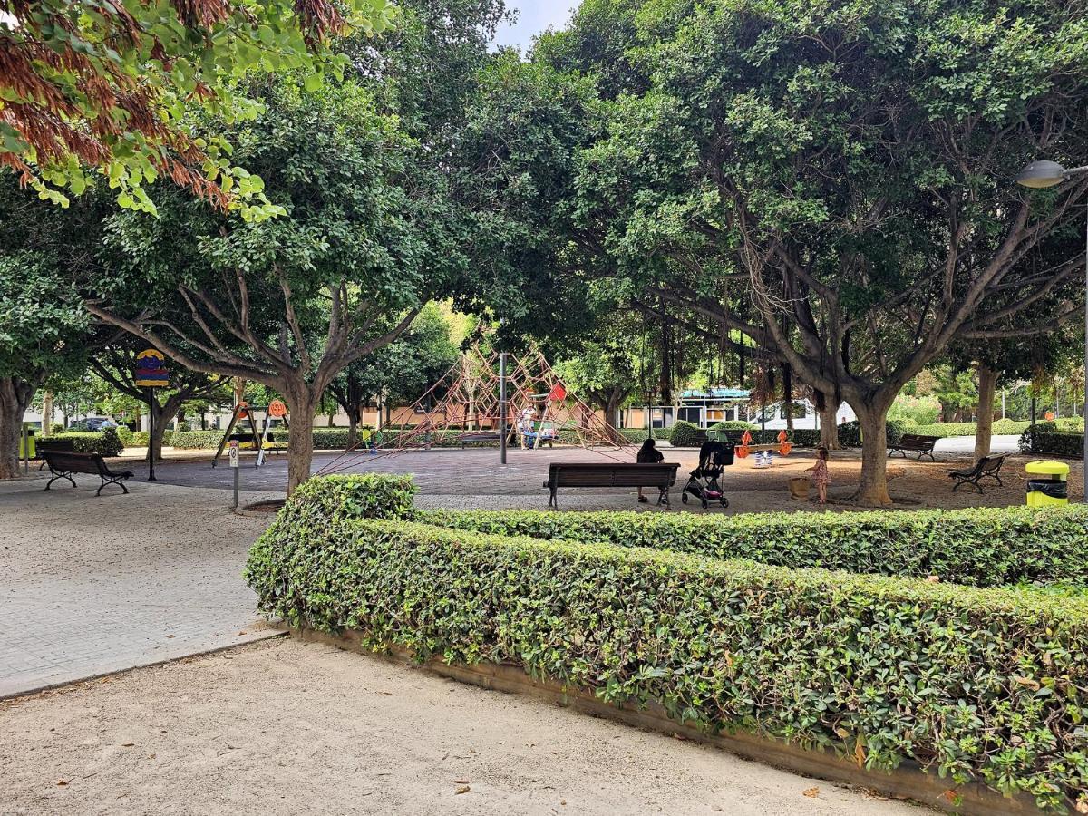 Apartamentos Las Ciencias F Valensiya Dış mekan fotoğraf